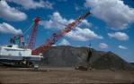<span class="caption-caption">Dragline, Moura Mine, Moura</span>, 1982. <br />Slide, collection of <span class="caption-contributor">Lynne Cain</span>.