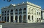 <span class="caption-caption">Former Queensland National Bank, Rockhampton</span>, 1979. <br />Slide by <span class="caption-publisher">Michael Keniger</span>, collection of <span class="caption-contributor">University of Queensland Library</span>.