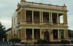 <span class="caption-caption">City Hall, Charters Towers</span>, 1986. <br />Slide by <span class="caption-publisher">Michael Keniger</span>, collection of <span class="caption-contributor">University of Queensland Library</span>.