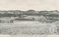 <span class="caption-caption">Agricultural and fruit growing district, Mary Valley, Gympie</span>, c1956. <br />Postcard folder by <span class="caption-publisher">Murray Views Pty Ltd</span>, collection of <span class="caption-contributor">Centre for the Government of Queensland</span>.
