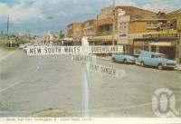 <span class="caption-caption">Border sign Coolangatta-Tweed Heads</span>, 1962. <br />Postcard folder by <span class="caption-publisher">Murray Views Pty Ltd</span>, collection of <span class="caption-contributor">Centre for the Government of Queensland</span>.