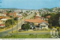 <span class="caption-caption">Radar Hill from Auckland Hill, Gladstone</span>, c1960. <br />Postcard folder by <span class="caption-publisher">Murray Views Pty Ltd</span>, collection of <span class="caption-contributor">Centre for the Government of Queensland</span>.