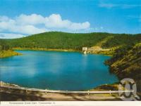 <span class="caption-caption">Perseverance Creek Dam, Toowoomba</span>, c1965. <br />Postcard folder by <span class="caption-publisher">Murray Views Pty Ltd</span>, collection of <span class="caption-contributor">Centre for the Government of Queensland</span>.