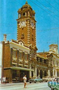 <span class="caption-caption">Post Office, Ipswich</span>, c1974. <br />Postcard folder by <span class="caption-publisher">Sydney G Hughes Pty Ltd</span>, collection of <span class="caption-contributor">Centre for the Government of Queensland MS</span>.