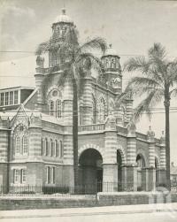 <span class="caption-caption">Queensland Art Gallery and Queensland Museum building</span>, 1949. <br />Booklet, collection of <span class="caption-contributor">John Young</span>.