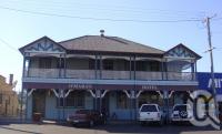 <span class="caption-caption">O'Mara's Hotel, Stanthorpe</span>, 2009. <br />Digital image, collection of <span class="caption-contributor">Centre for the Government of Queensland MS</span>.