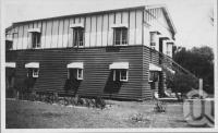 <span class="caption-caption">Elnido Guest House, Ocean Esplanade, Bribie Island</span>, c1930s-c1940s. <br />Photographic collection, <span class="caption-contributor">Queensland State Archives</span>.