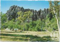 <span class="caption-caption">Royal Arch Bluff, Chillagoe</span>, c1970-2000. <br />Postcard, collection of <span class="caption-contributor">Murray Views Collection</span>.