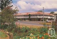 <span class="caption-caption">Malanda Hotel, Atherton Tableland</span>, c1970-2000. <br />Postcard, collection of <span class="caption-contributor">Murray Views Collection</span>.