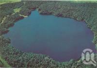 <span class="caption-caption">Lake Barrine, surrounded by a National Park forest</span>, c1970-2000. <br />Postcard, collection of <span class="caption-contributor">Murray Views Collection</span>.