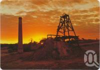 <span class="caption-caption">Sunset over "General Extended Mine Shaft" on Buck Reef, Ravenswood</span>, c1970-2000. <br />Postcard, collection of <span class="caption-contributor">Murray Views Collection</span>.