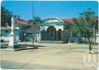 <span class="caption-caption">Railway Station, Emerald</span>, c1970-2000. <br />Postcard, collection of <span class="caption-contributor">Murray Views Collection</span>.
