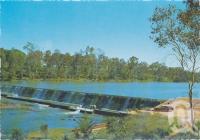 <span class="caption-caption">Jones Weir, source of Mundubbera's water supply, on the picturesque Burnett River</span>, c1970-2000. <br />Postcard, collection of <span class="caption-contributor">Murray Views Collection</span>.