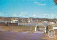 <span class="caption-caption">Overlooking the Archer Memorial Park and swimming pool, Mundubbera</span>, c1970-2000. <br />Postcard, collection of <span class="caption-contributor">Murray Views Collection</span>.