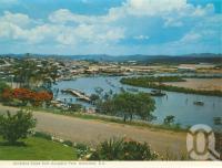 <span class="caption-caption">Auckland Creek from Auckland Park, Gladstone</span>, c1975. <br />Postcard folder by <span class="caption-publisher">Murray Views Pty Ltd</span>, collection of <span class="caption-contributor">Centre for the Government of Queensland</span>.