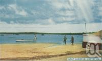 <span class="caption-caption">Boat harbour, Hervey Bay</span>, 1963. <br />Postcard folder by <span class="caption-publisher">Viewpoint Productions</span>, collection of <span class="caption-contributor">Centre for the Government of Queensland</span>.