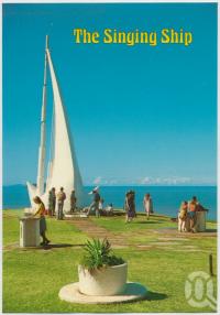 <span class="caption-caption">The Singing Ship, Emu Park</span>, c1970-2000. <br />Postcard, collection of <span class="caption-contributor">Murray Views Collection</span>.