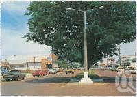 <span class="caption-caption">Victoria Street looking west, Miles</span>, c1970-2000. <br />Postcard, collection of <span class="caption-contributor">Murray Views Collection</span>.