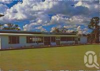 <span class="caption-caption">Bowling Club, Toogoolawah</span>, c1970-2000. <br />Postcard, collection of <span class="caption-contributor">Murray Views Collection</span>.