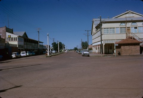 cunnamulla school 1962 slides croydon station queenslandplaces au stockyard behind arts office street right queensland genre bore artesian district hopkins